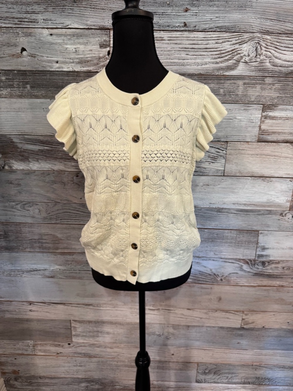 Who What Wear Cream Knit Button-Front Cardigan with Ruffled Sleeves